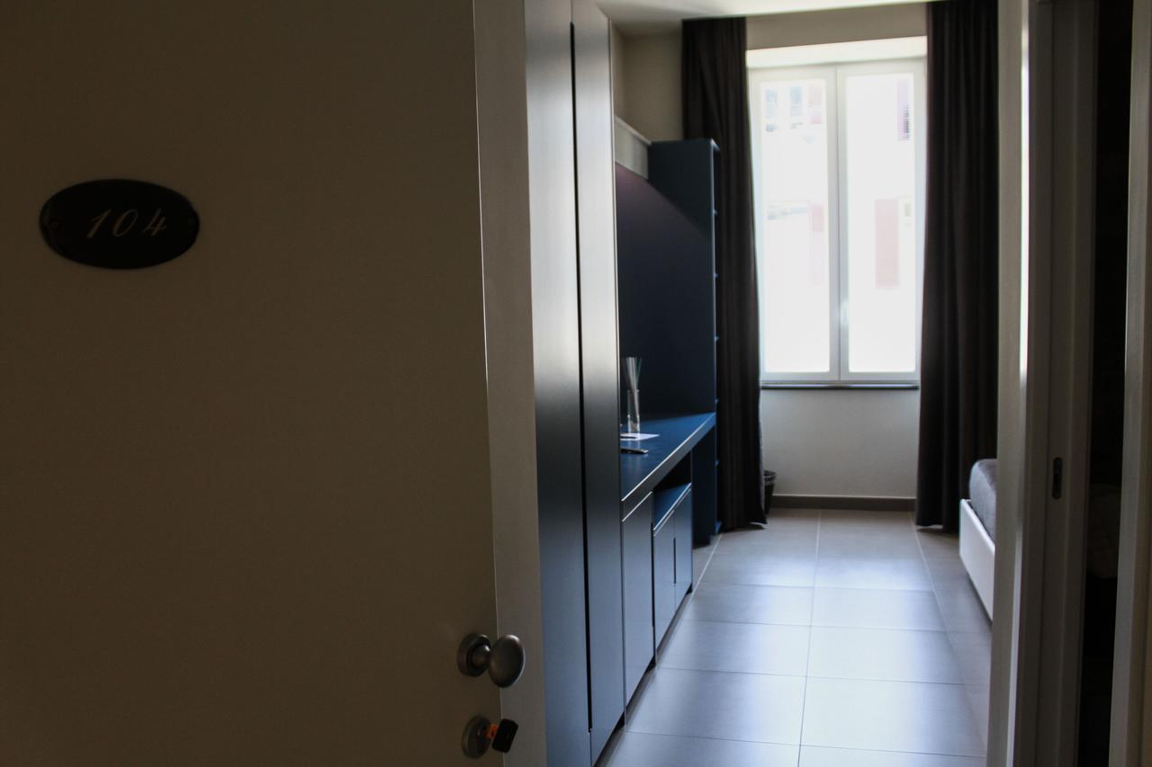 Gramsci 21 Rooms Napels Buitenkant foto