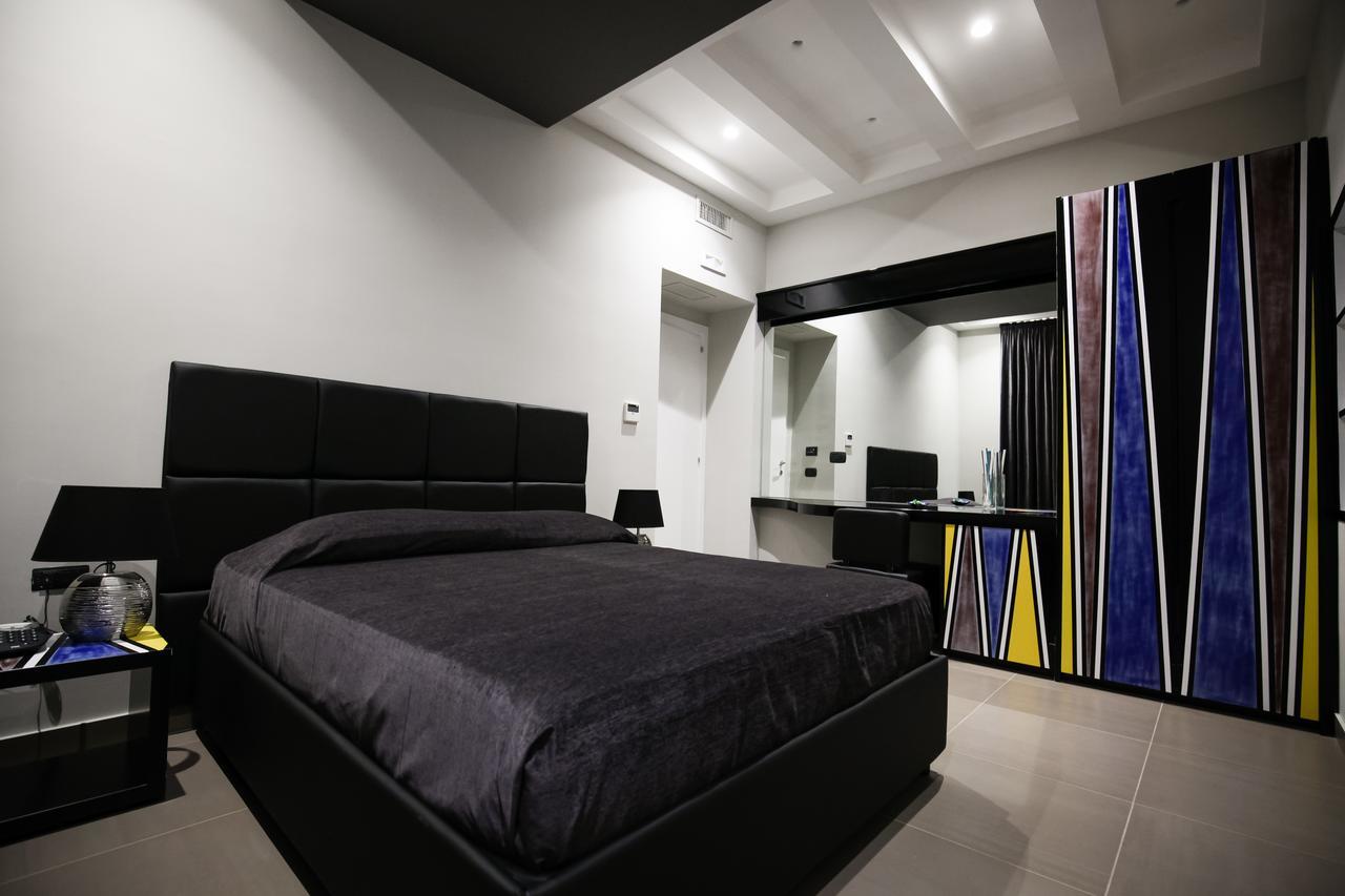 Gramsci 21 Rooms Napels Buitenkant foto